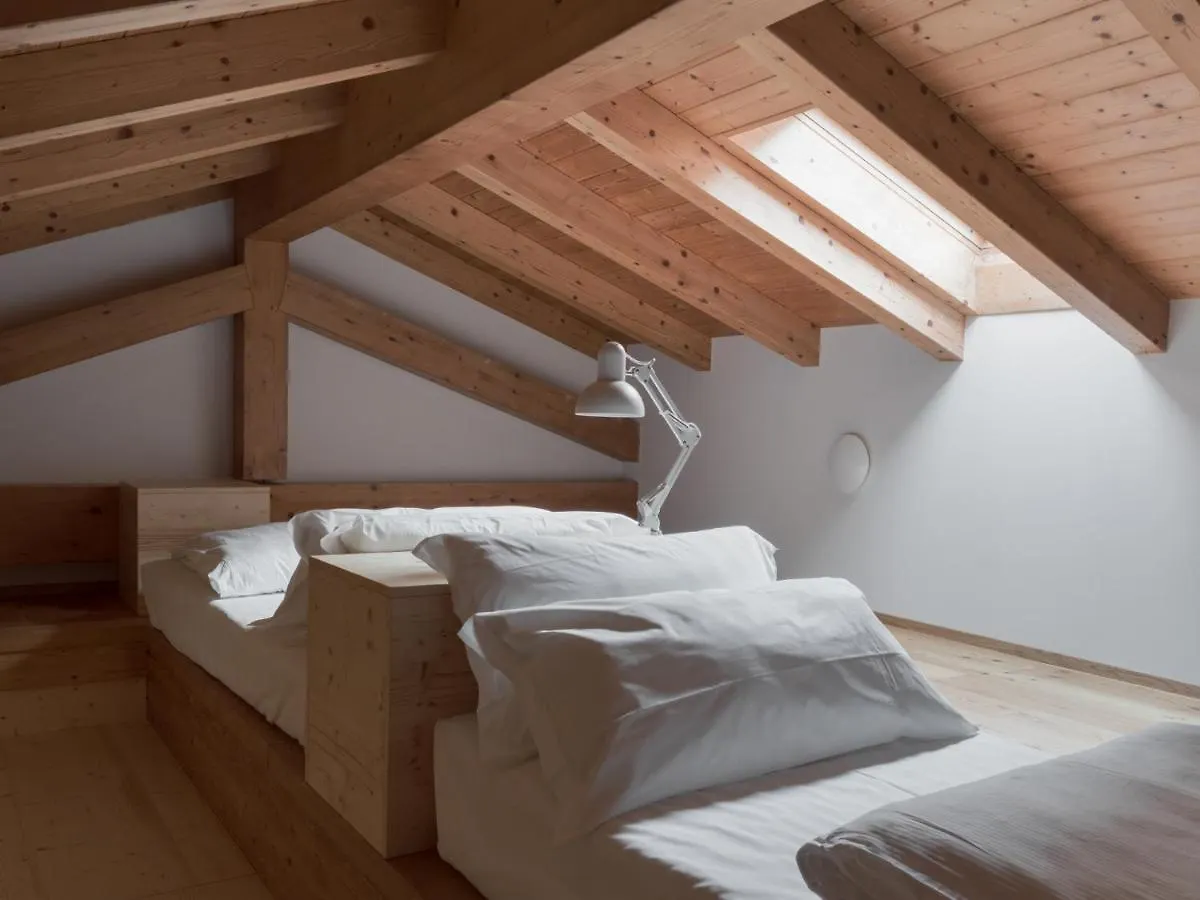 Locanda Via Priula Morbegno 0*,  Italie